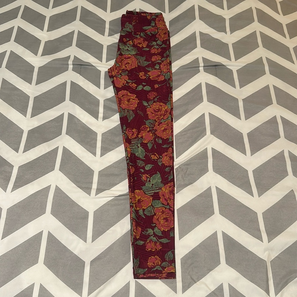 LuLaRoe Women’s Floral Print Leggings/Size: One Size (2-10)/ Color: Multi (NWOT) - Picture 3 of 9